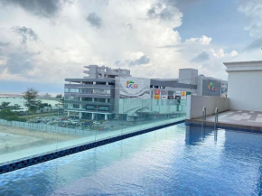 4 Bedroom Seaview Ladang Tanjung Apartment -SMZ Homestay